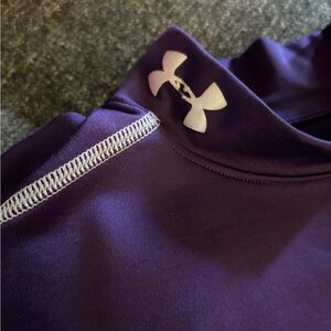 Under Armour Purple Compression Cold Gear, Long sleeve Men’s Small